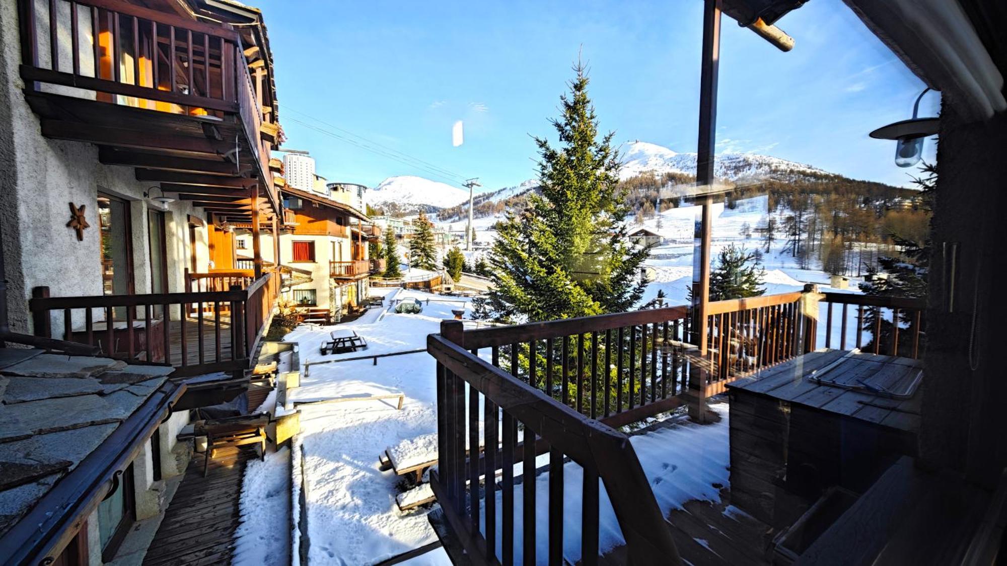 Hostdomus - Imperial Chalet Βίλα Colle Colle Sestriere Εξωτερικό φωτογραφία