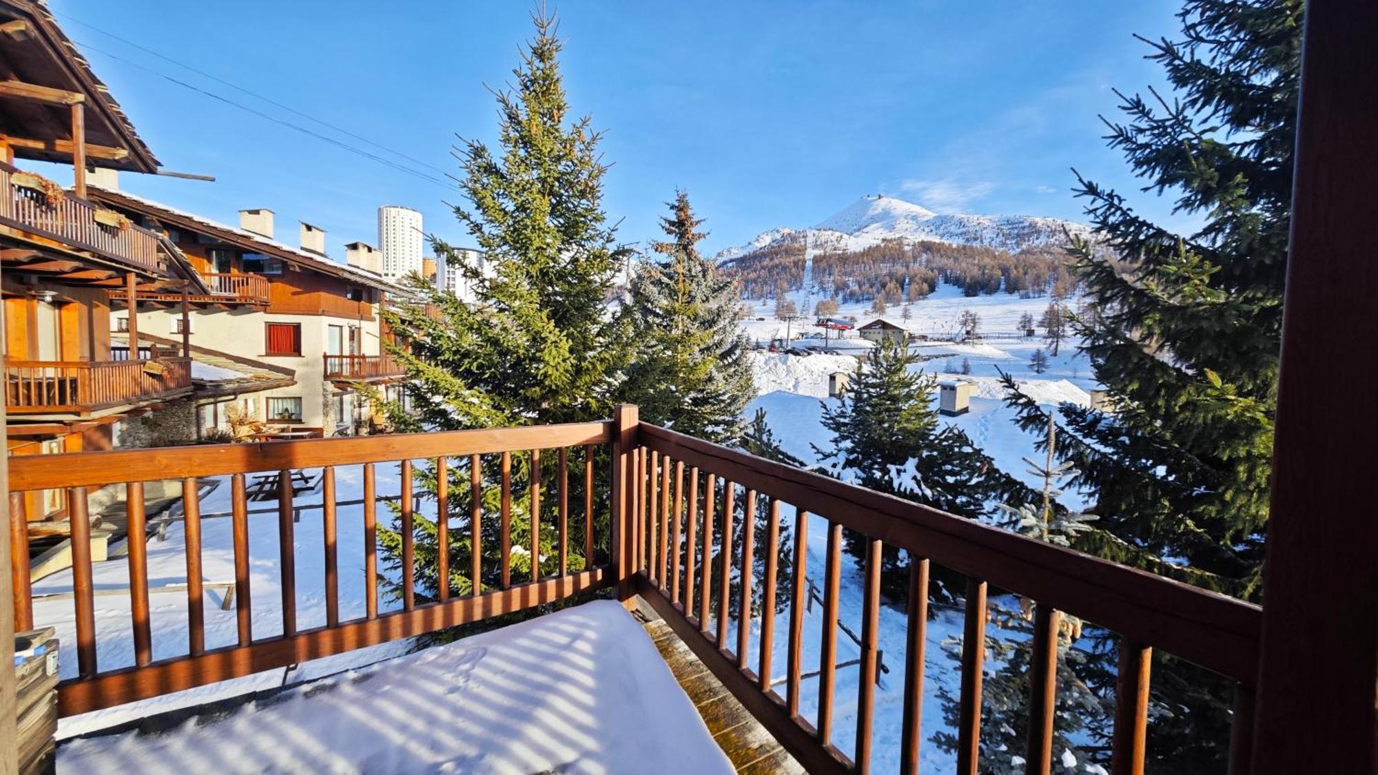 Hostdomus - Imperial Chalet Βίλα Colle Colle Sestriere Εξωτερικό φωτογραφία